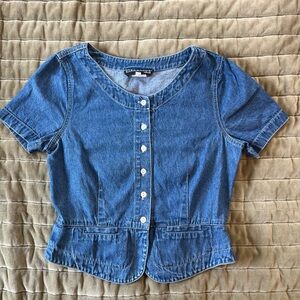 Signature by Jerell Vintage Women's Blue Denim Button-Front Top